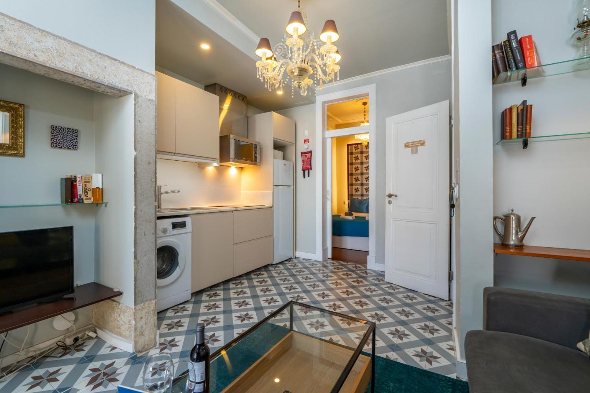 Portuguese Charm In Lisbon Apartment Bagian luar foto