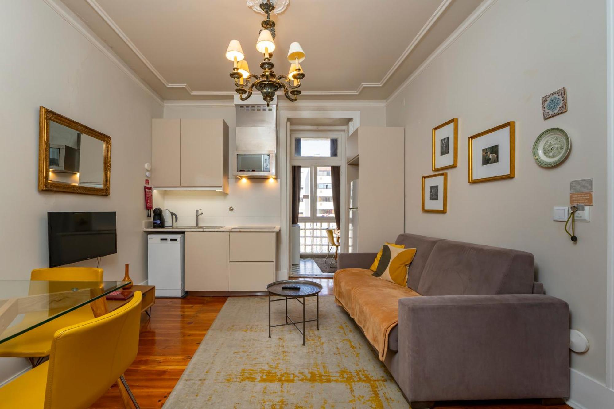 Portuguese Charm In Lisbon Apartment Bagian luar foto