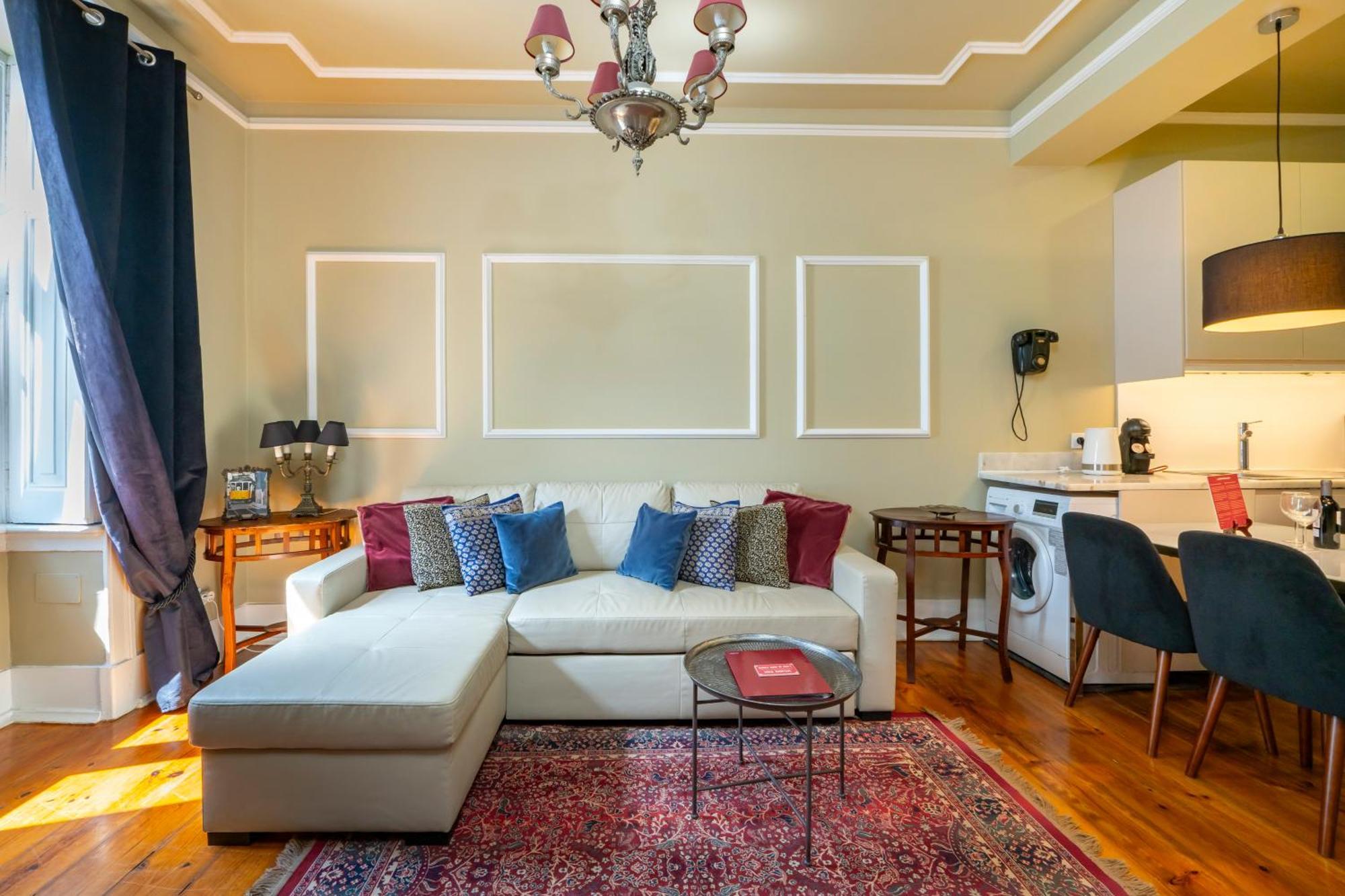 Portuguese Charm In Lisbon Apartment Bagian luar foto