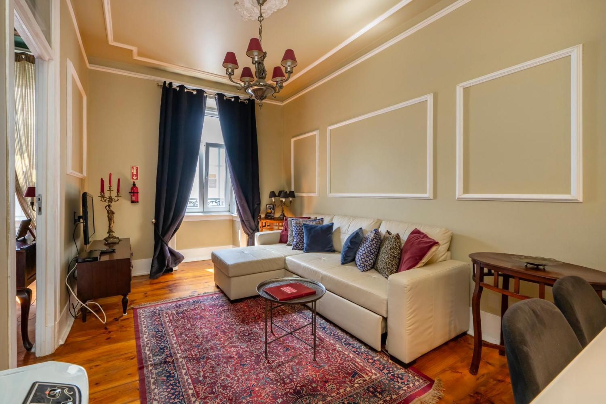 Portuguese Charm In Lisbon Apartment Bagian luar foto